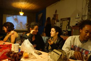Encontro de tecnoxamanismo em Axat, França