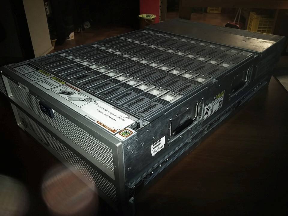 sunfire-x4500-4123e.jpg