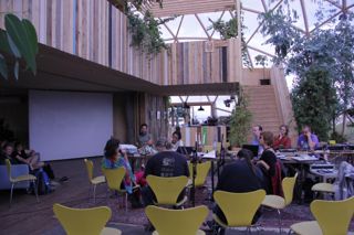 Encontro de tecnoxamanismo em Dome of Visions, Aarhus, Dinamarca