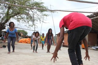 Oficina de dança e expressão corporal com Família Laudencio com Kayo