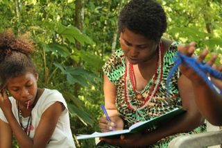 Construção da Concóla (escola livre) na comunidade quilombola Morada da paz