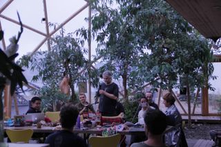 Encontro de tecnoxamanismo em Dome of Visions, Aarhus, Dinamarca