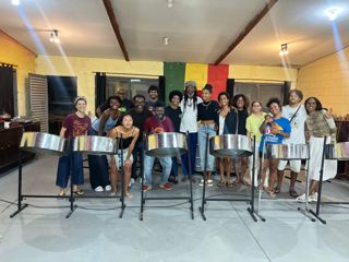 Tambores de Aço - turma dos adultos 